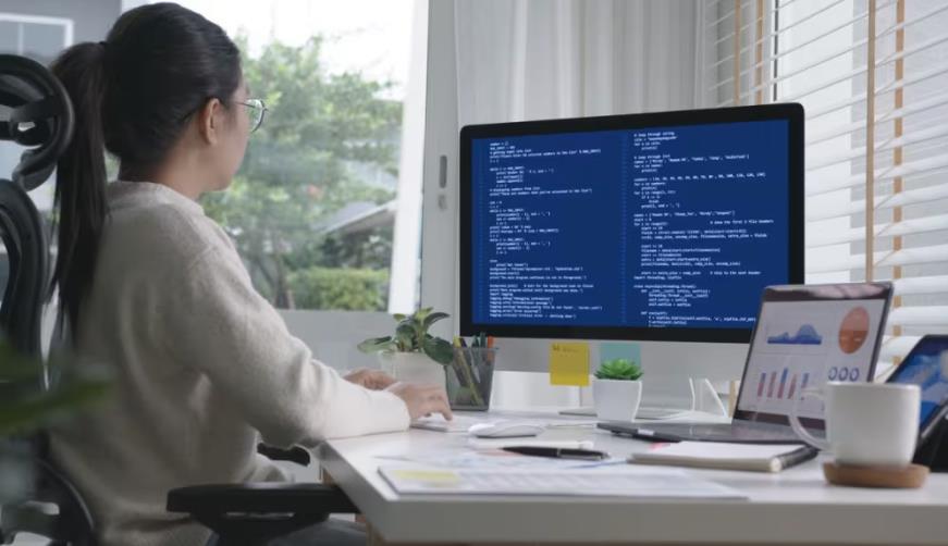 雄县企业数字化解决方案:机器学习赋能商业模式升级的核心路径